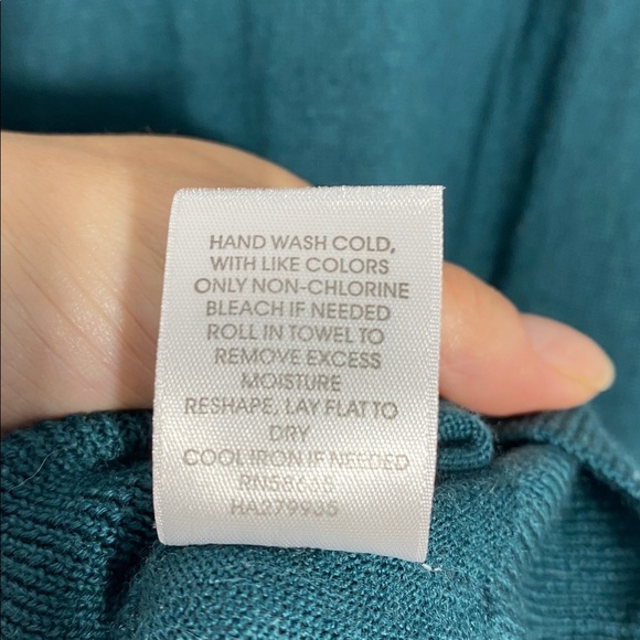 Halogen 100% Merino Wool Dark Green V-Neck Cardigan Sweater size large - Picture 10 of 12